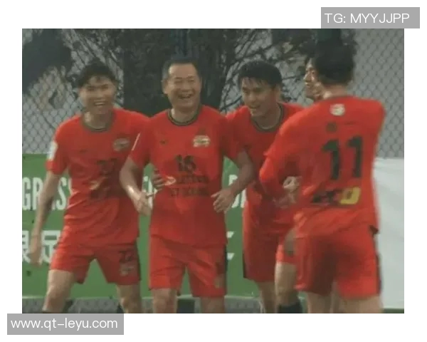 上海橘橙冲乙成功朱骏调侃海报宣传足以吸引投资者