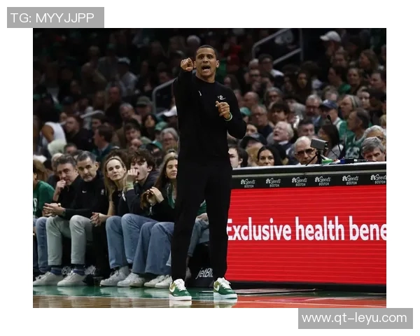 怀特谈马祖拉理念强调多元影响赢球不应以投篮表现自我定义 怀特谈马祖拉理念强调多元影响赢球不应以投篮表现自我定义