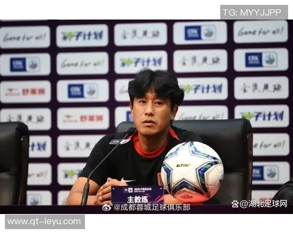 徐正源暂停与蓉城续约或将重返K联赛引发关注